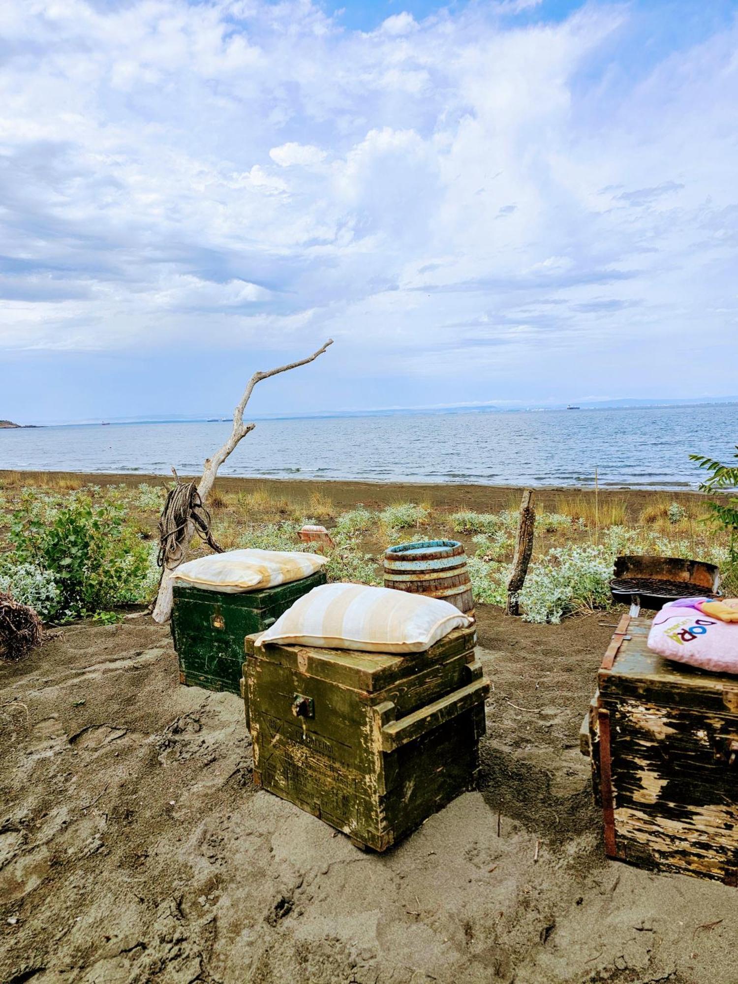 Beachfront Caravans Hotel Chernomorets Buitenkant foto