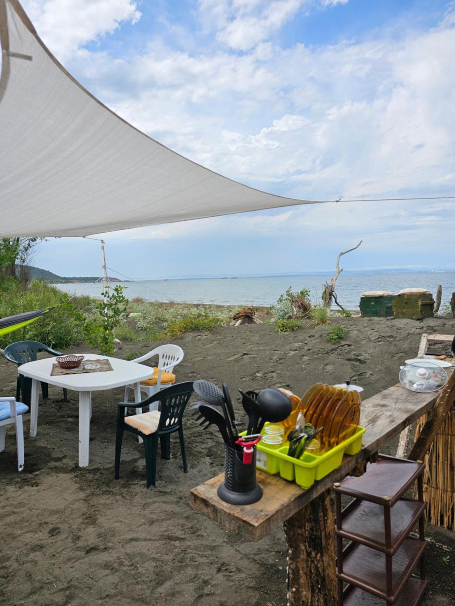 Beachfront Caravans Hotel Chernomorets Buitenkant foto