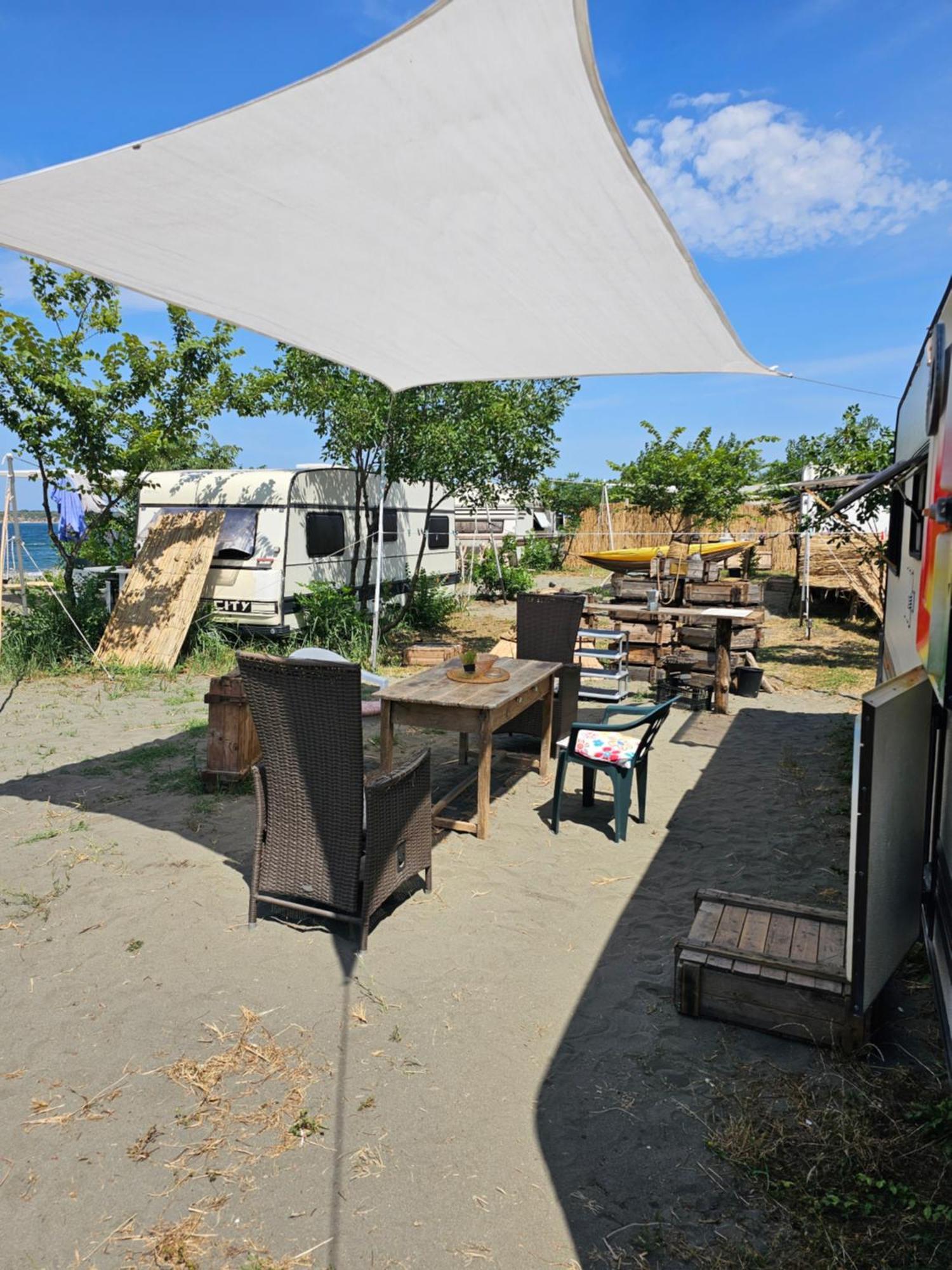 Beachfront Caravans Chernomorets Buitenkant foto