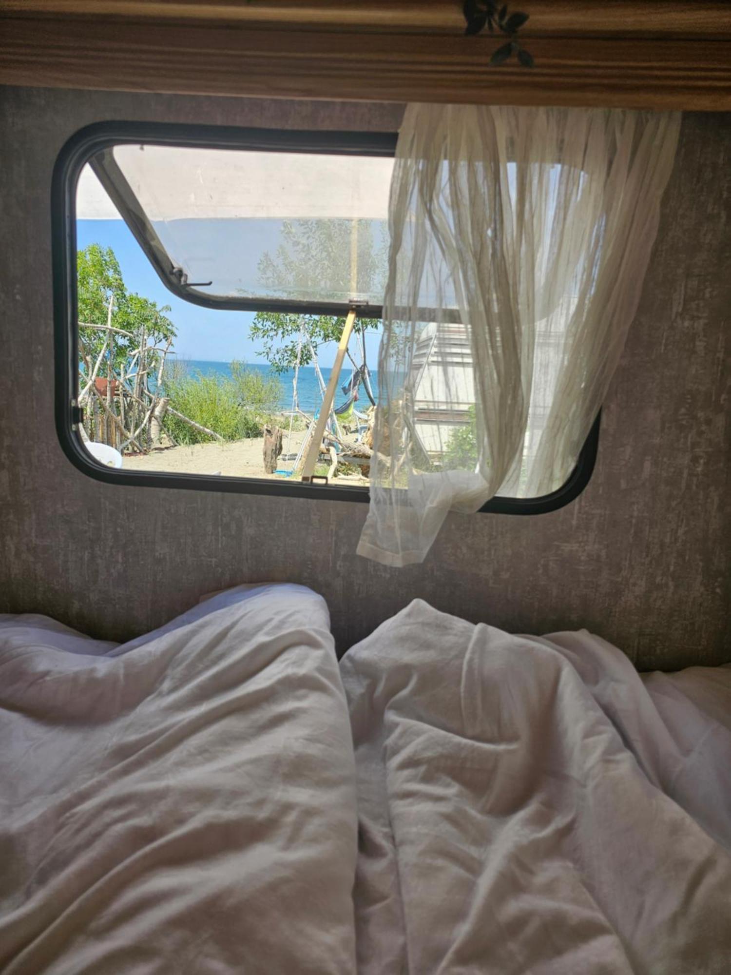 Beachfront Caravans Chernomorets Buitenkant foto